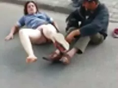 Matura puttana di tre video porno di vecchie giovani uomini