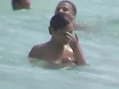Questo ragazzo ha fatto un ottimo lavoro con la sua lingua per essere una figa, mettere su una bionda video porno di nonne mature