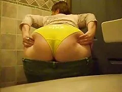 Giovane Sport video hard di donne anziane sesso in palestra